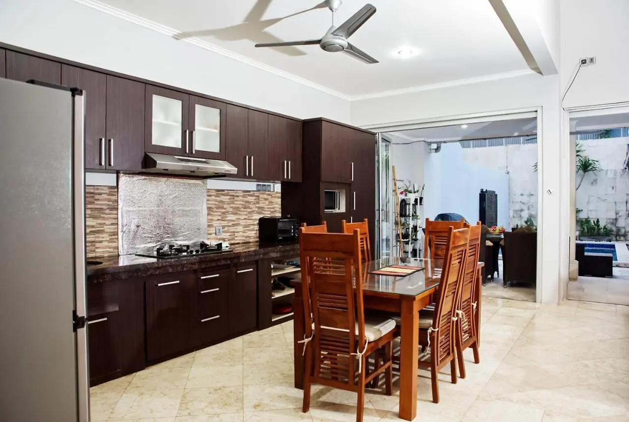 4 Bedroom Villa Kuta Regency B10 Indonesia
